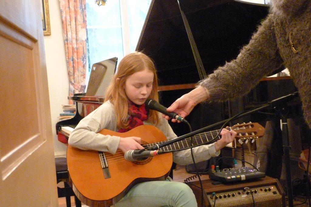 Ysane chante pierrot de renaud